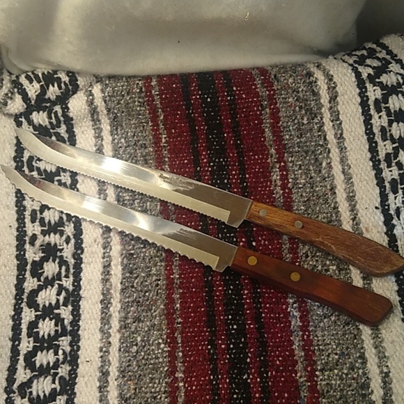 Knives - Picture 1 of 6